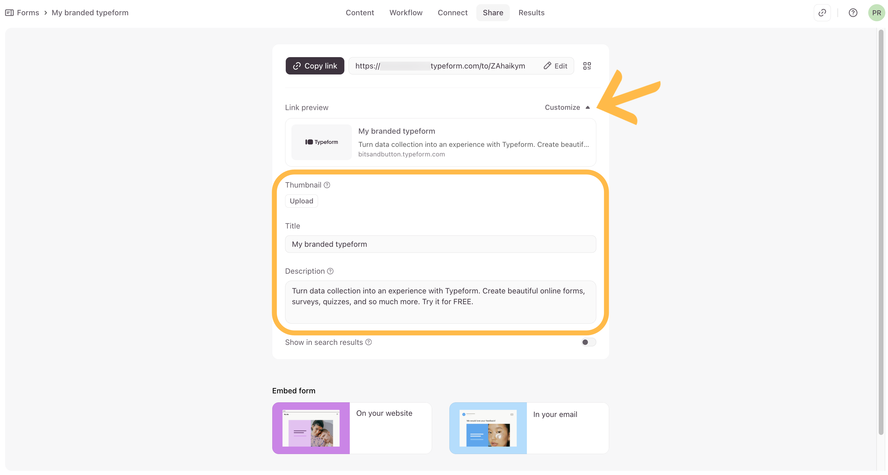Le bloc d’optimisation pour les moteurs de recherche du panneau Partager affichant la liste déroulante de la section de métadonnées « Personnaliser ».